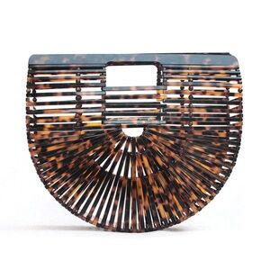 ⚡️LAST CHANCE⚡️ Acrylic Tortoise Shell Arc Handbag